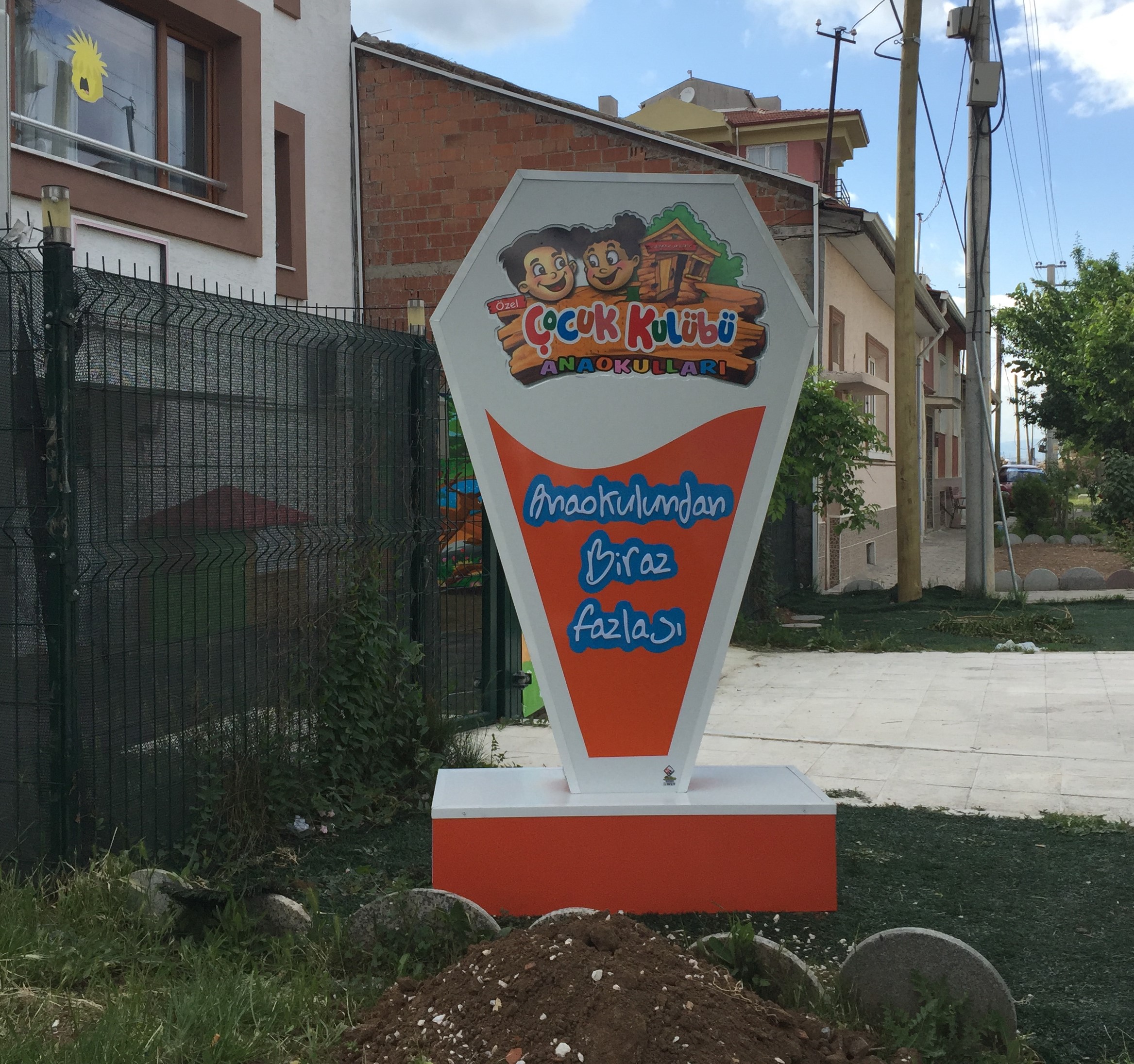 Totem ve Pylon Tabela 2